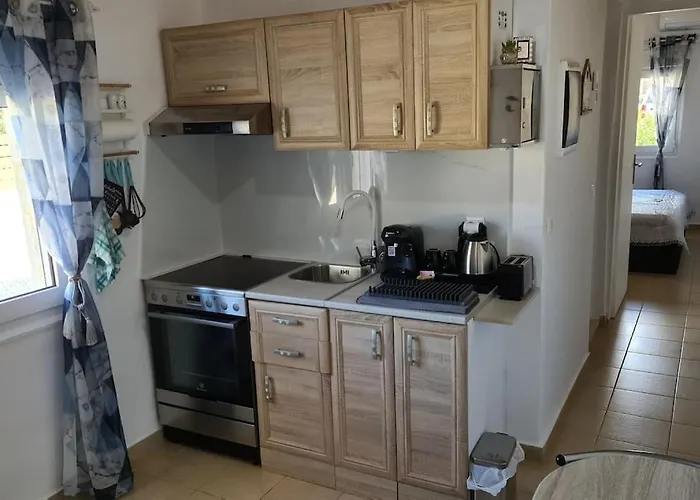 Zoi's Seaview House Vilă *