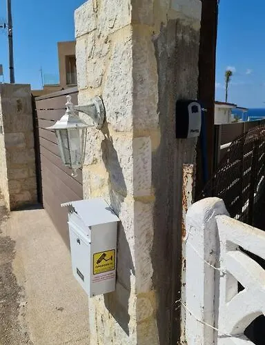 Zoi's Seaview House Hersonissos (Crete)