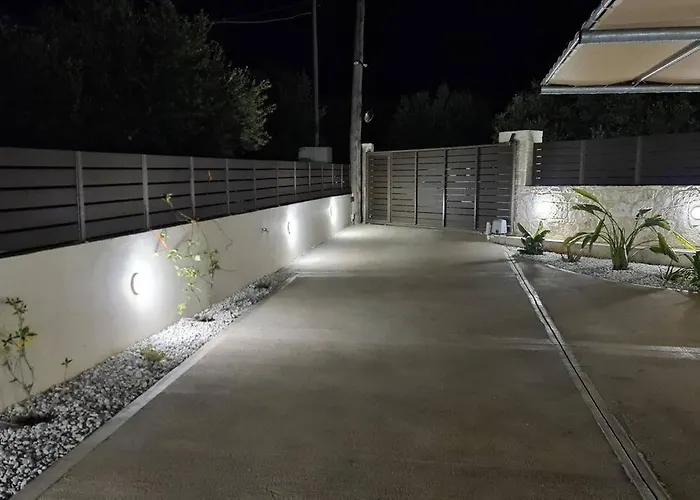 Zoi's Seaview House Vilă *