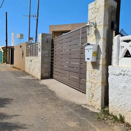 Zoi's Seaview House Hersonissos (Crete)