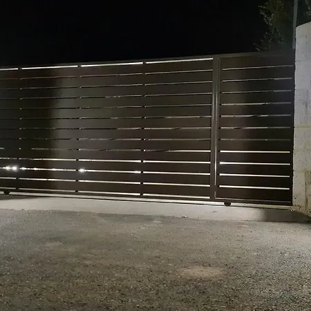 Villa Zoi's Seaview House