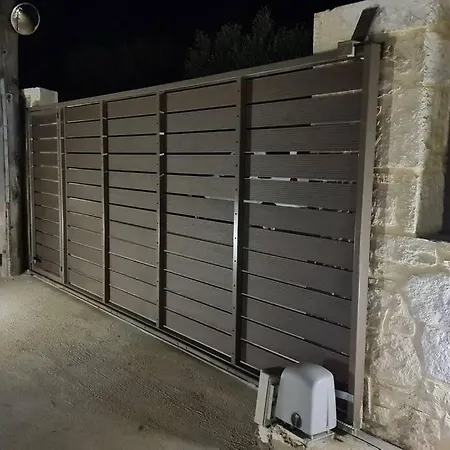 Villa Zoi's Seaview House