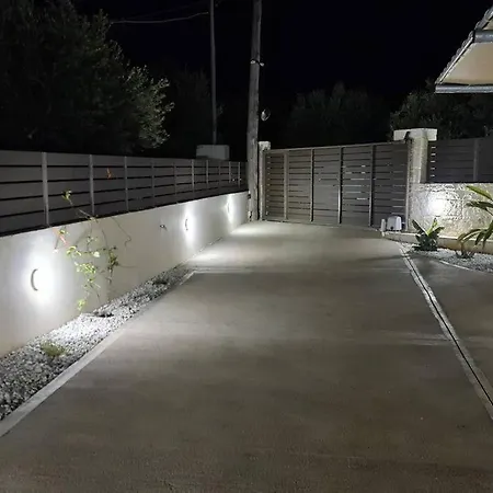 Zoi's Seaview House Villa *