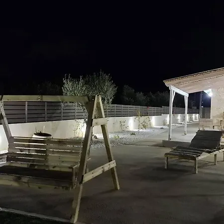 Villa Zoi's Seaview House