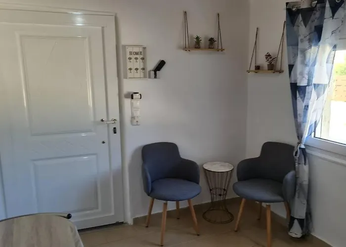 Zoi's Seaview House Villa *