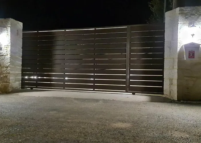 Villa Zoi's Seaview House