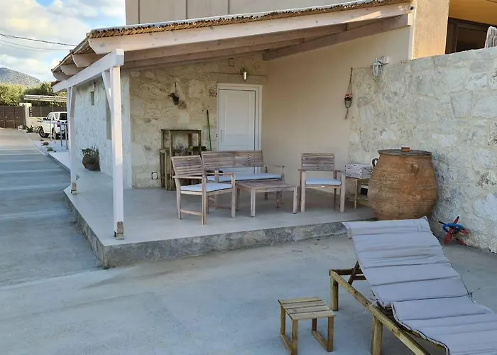 Zoi's Seaview House Villa *