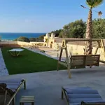 Βίλα Zoi's Seaview House *