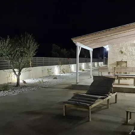 Zoi's Seaview House * 헐소니소스