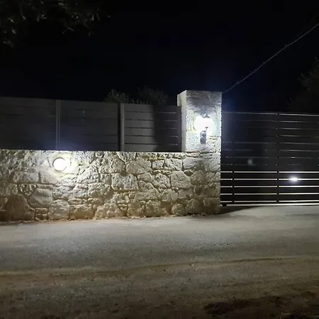 Zoi's Seaview House * 헐소니소스