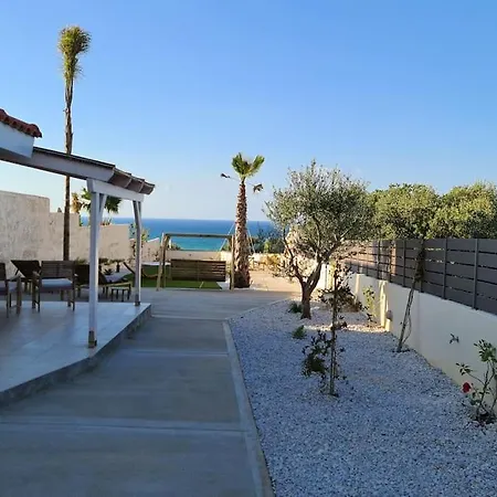 Zoi's Seaview House 헐소니소스