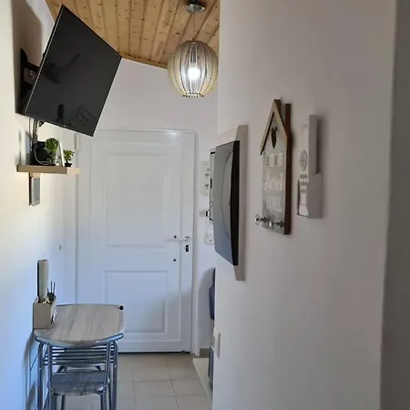 Zoi's Seaview House * 헐소니소스