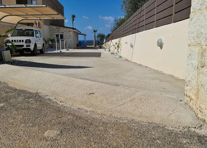 Zoi's Seaview House Villa